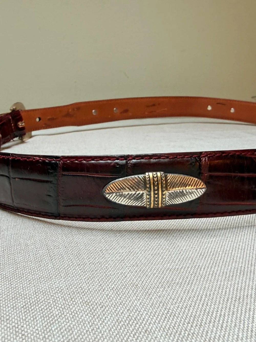 Men’s Arden Leather Corporation 48” Belt With Metal Arrowhead Accents